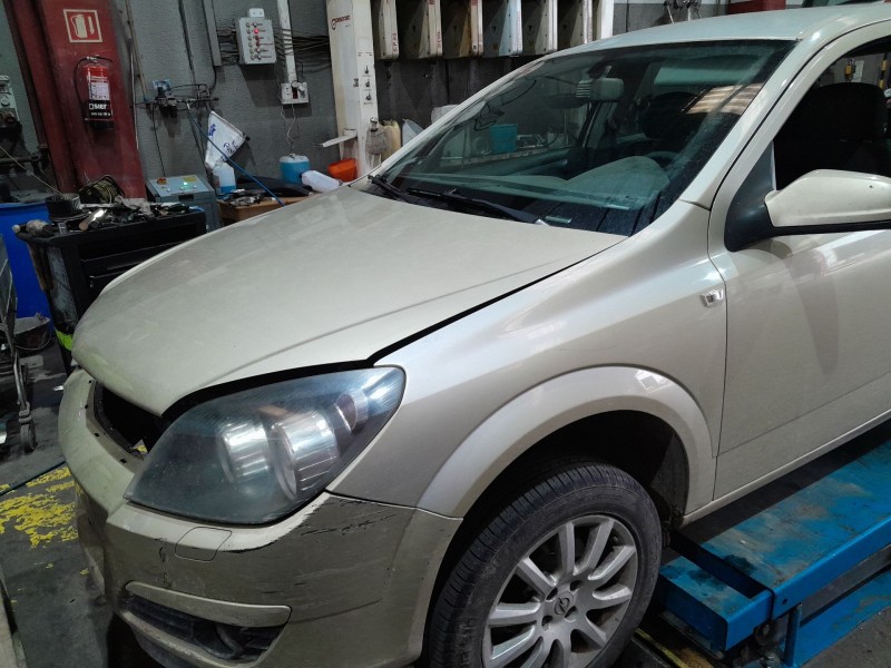 opel astra h (a04) del año 2005