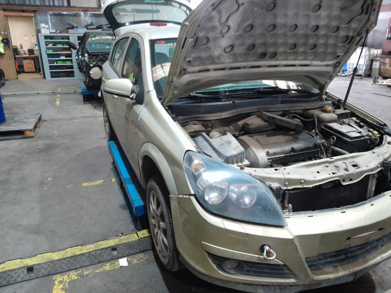 opel astra h (a04) del año 2005