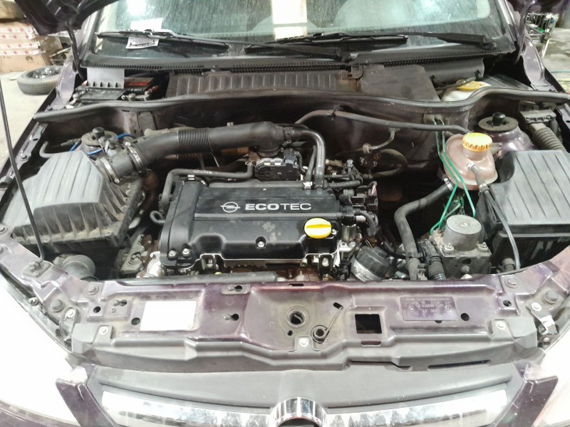 opel corsa d (s07) del año 2005