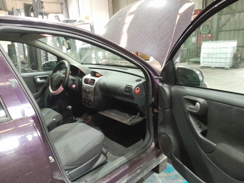 opel corsa d (s07) del año 2005