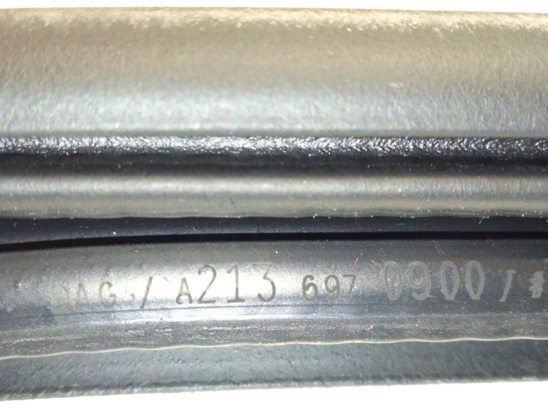 Recambio de gomas contorno puerta para mercedes-benz clase e (w213) 2.0 e 220 d (213.004) referencia OEM IAM A2136970900  