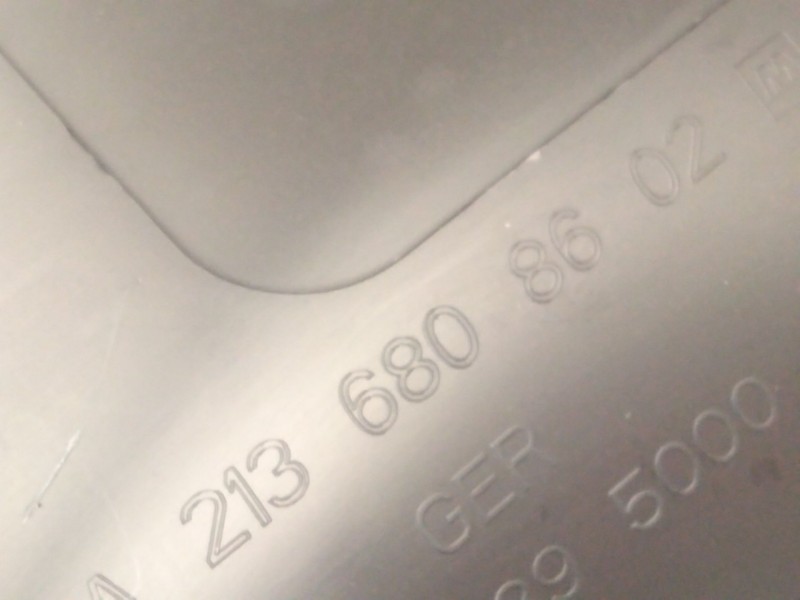 Recambio de moldura para mercedes-benz clase e (w213) 2.0 e 220 d (213.004) referencia OEM IAM A2136808602  