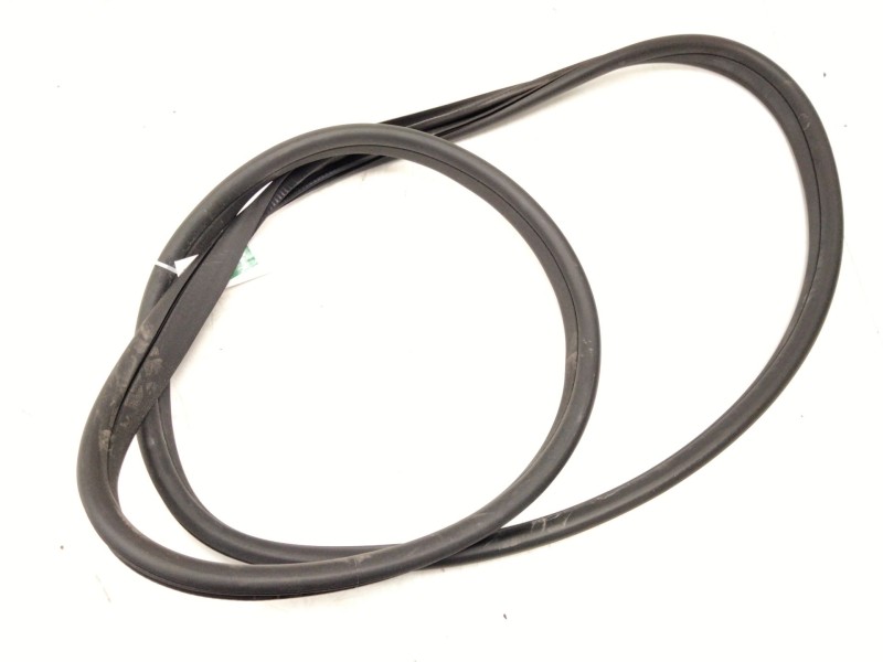 Recambio de gomas contorno puerta para mercedes-benz clase e (w213) 2.0 e 220 d (213.004) referencia OEM IAM A2136970900  
