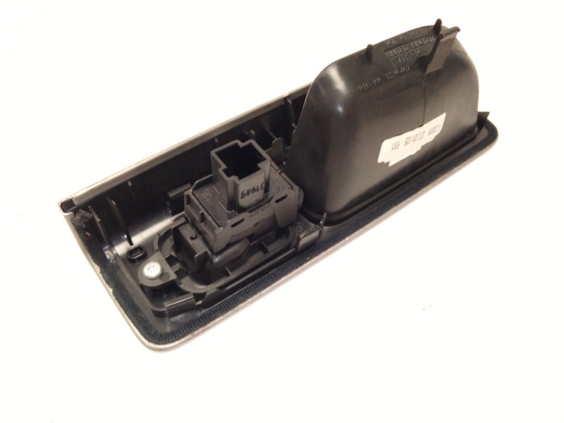 Recambio de mando elevalunas trasero derecho para volvo s40 berlina 2.0 diesel cat referencia OEM IAM   