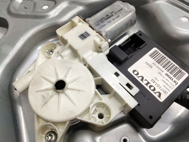 Recambio de elevalunas trasero derecho para volvo s40 berlina 2.0 diesel cat referencia OEM IAM   