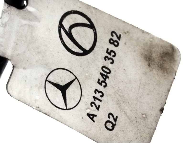 Recambio de camara delantera para mercedes-benz clase e (w213) 2.0 e 220 d (213.004) referencia OEM IAM A2135403582  