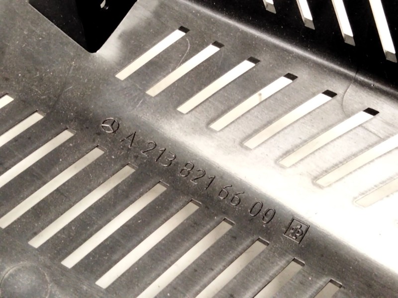 Recambio de moldura para mercedes-benz clase e (w213) 2.0 e 220 d (213.004) referencia OEM IAM   