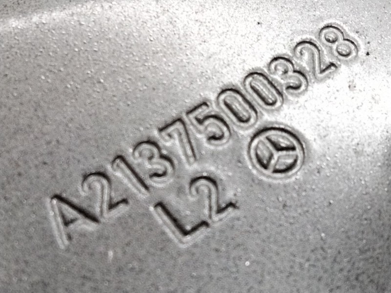 Recambio de bisagra trasera izquierda para mercedes-benz clase e (w213) 2.0 e 220 d (213.004) referencia OEM IAM A2137500328  