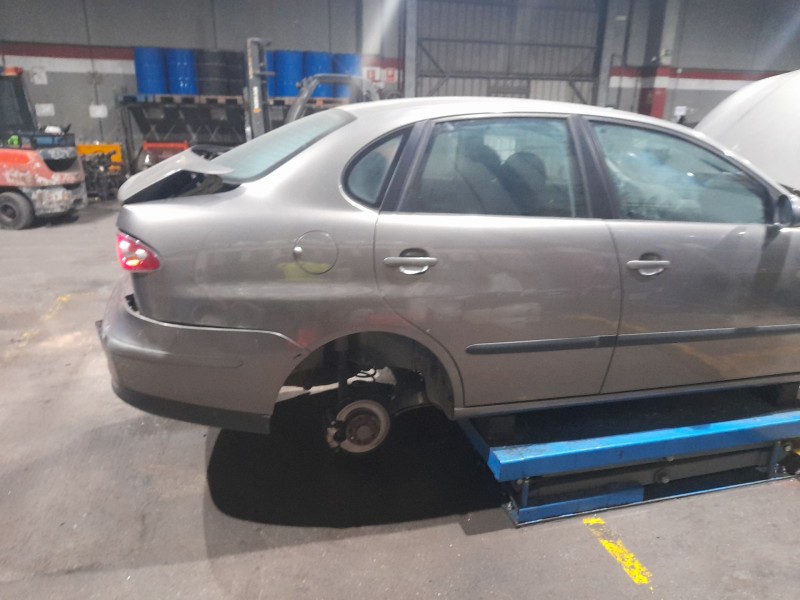 seat cordoba (6l2) del año 2003