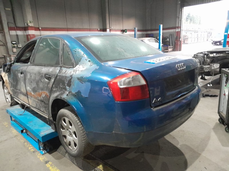 audi a4 b6 (8e2) del año 2001