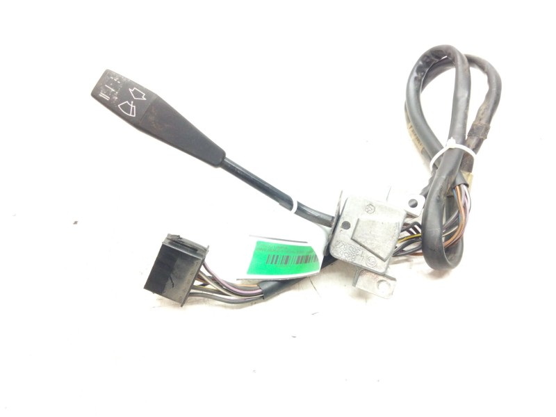 Recambio de mando limpia para bmw serie 5 (e28) 520i referencia OEM IAM 13658285  