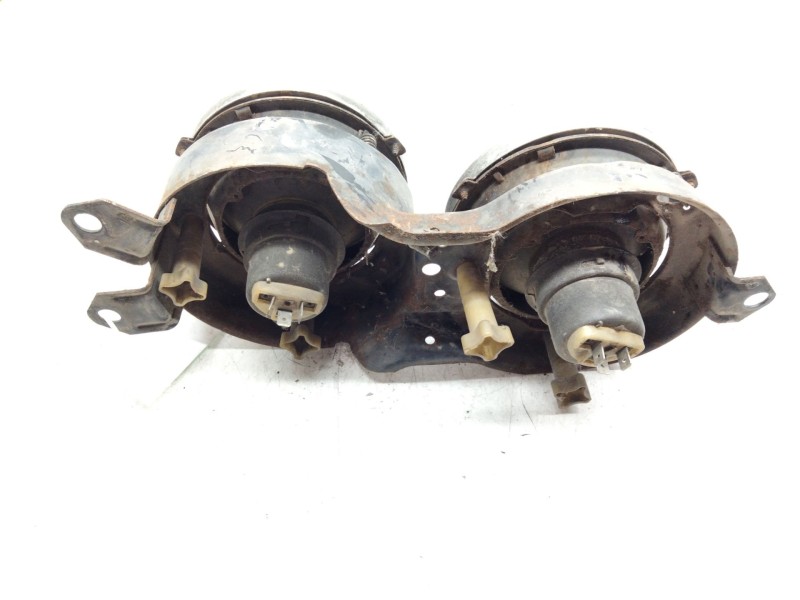 Recambio de faro izquierdo para bmw serie 5 (e28) 520i referencia OEM IAM   