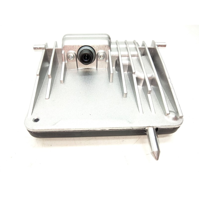 Recambio de camara delantera para mercedes-benz clase e (w213) 2.0 e 220 d (213.004) referencia OEM IAM A2479008615  