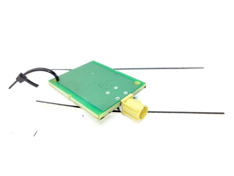 Recambio de antena para mercedes-benz clase e (w213) 2.0 e 220 d (213.004) referencia OEM IAM A1779052902  