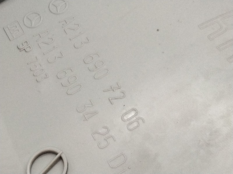 Recambio de moldura delantera derecha para mercedes-benz clase e (w213) 2.0 e 220 d (213.004) referencia OEM IAM A2136907206  