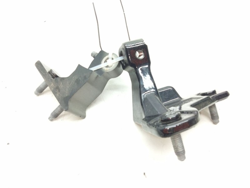 Recambio de bisagra puerta delantera izquierda para mercedes-benz clase e (w213) 2.0 e 220 d (213.004) referencia OEM IAM 2105  