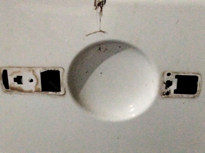 Recambio de puerta trasera derecha para land rover discovery 5 referencia OEM IAM   