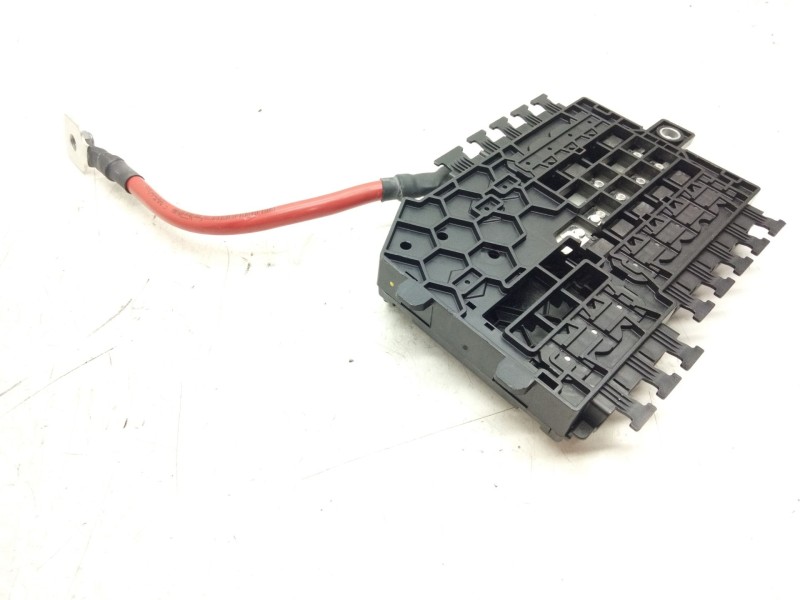 Recambio de fusible bateria para mercedes-benz clase e (w213) 2.0 e 220 d (213.004) referencia OEM IAM A2135402496  