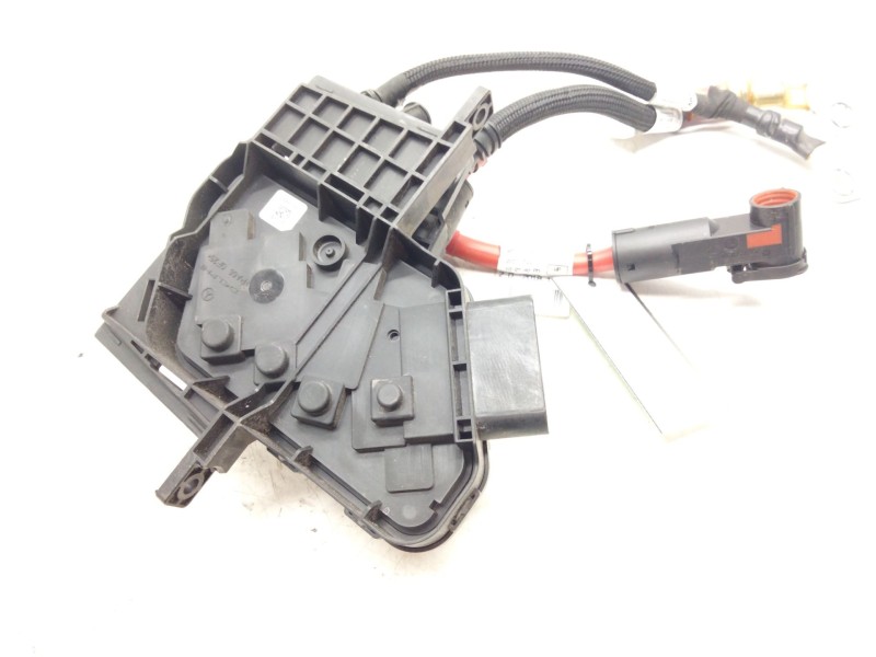 Recambio de fusible bateria para mercedes-benz clase e (w213) 2.0 e 220 d (213.004) referencia OEM IAM A2135401587  