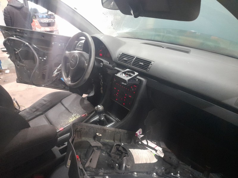 audi a4 b6 (8e2) del año 2004