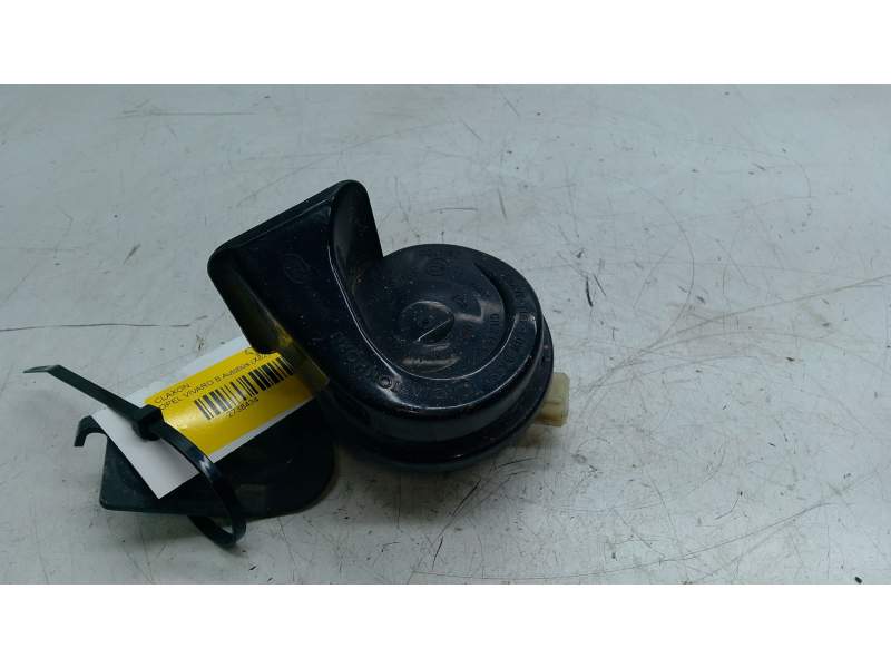 Recambio de claxon para opel vivaro b autobús (x82) 1.6 cdti (06) referencia OEM IAM 256105748R  