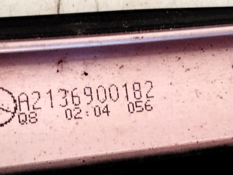 Recambio de aletin delantero izquierdo para mercedes-benz clase e (w213) 2.0 e 220 d (213.004) referencia OEM IAM A2136900182  