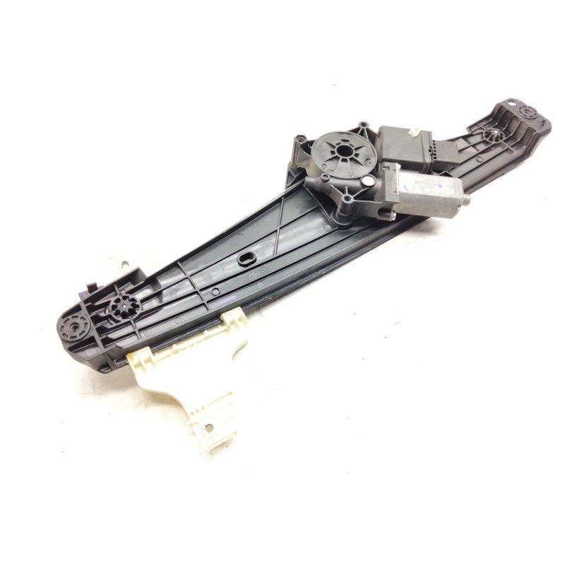 Recambio de elevalunas trasero izquierdo para peugeot 3008 suv (mc_, mr_, mj_, m4_) 1.5 bluehdi 130 referencia OEM IAM 981048858