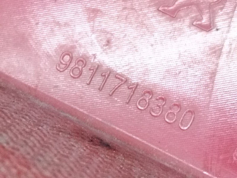 Recambio de piloto trasero derecho paragolpes para peugeot 3008 suv (mc_, mr_, mj_, m4_) 1.5 bluehdi 130 referencia OEM IAM 9811