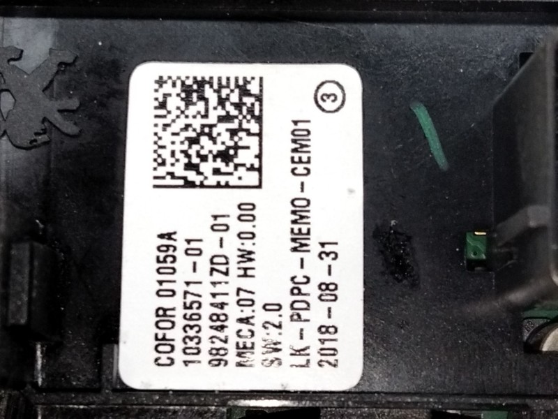 Recambio de mando elevalunas delantero izquierdo para peugeot 3008 suv (mc_, mr_, mj_, m4_) 1.5 bluehdi 130 referencia OEM IAM  