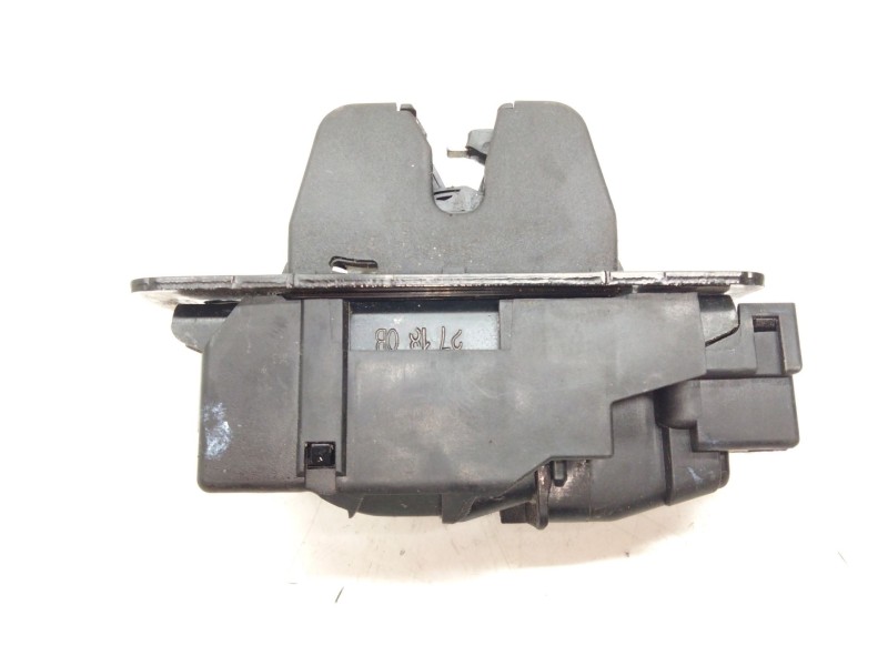 Recambio de cerradura maletero / porton para peugeot 3008 suv (mc_, mr_, mj_, m4_) 1.5 bluehdi 130 referencia OEM IAM 9816195380