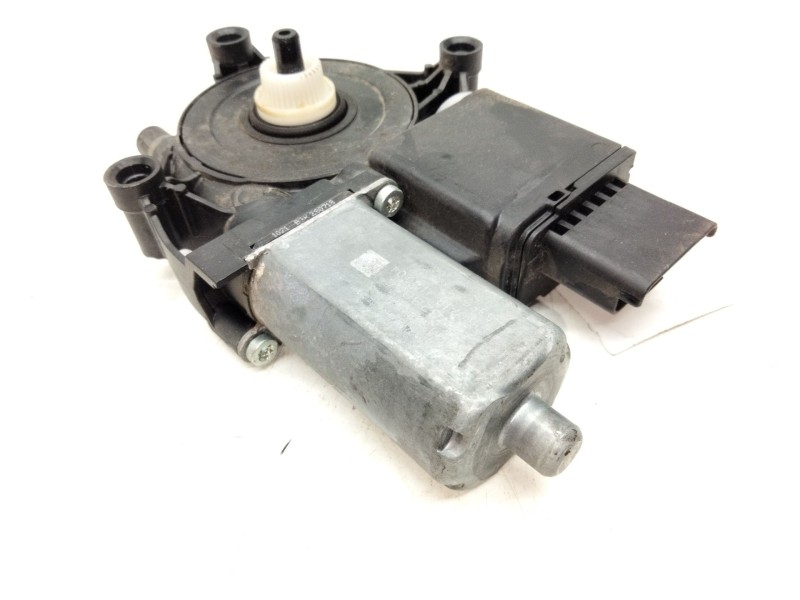 Recambio de motor elevalunas delantero derecho para peugeot 3008 suv (mc_, mr_, mj_, m4_) 1.5 bluehdi 130 referencia OEM IAM 981