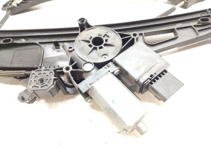 Recambio de elevalunas delantero izquierdo para peugeot 3008 suv (mc_, mr_, mj_, m4_) 1.5 bluehdi 130 referencia OEM IAM 9810488