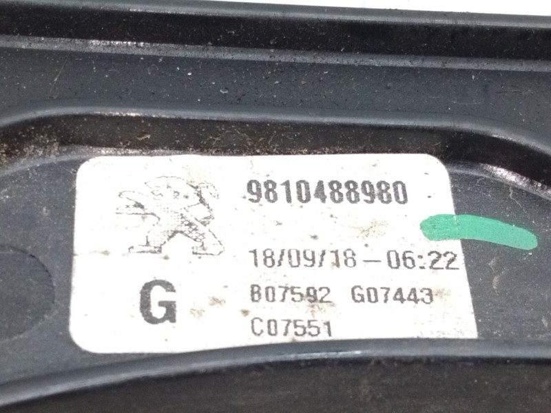 Recambio de elevalunas delantero izquierdo para peugeot 3008 suv (mc_, mr_, mj_, m4_) 1.5 bluehdi 130 referencia OEM IAM 9810488