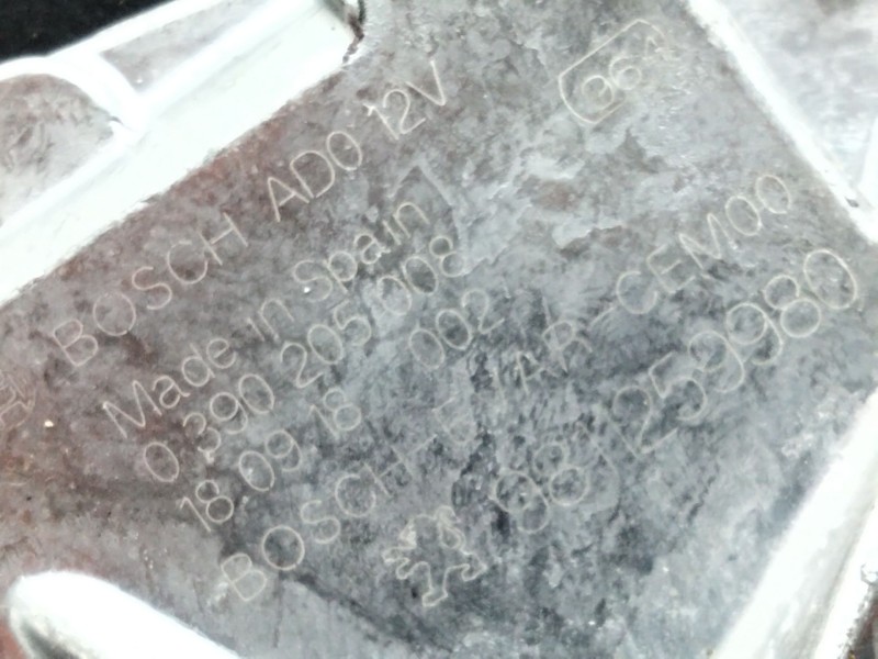 Recambio de motor limpia trasero para peugeot 3008 suv (mc_, mr_, mj_, m4_) 1.5 bluehdi 130 referencia OEM IAM 9811259980  