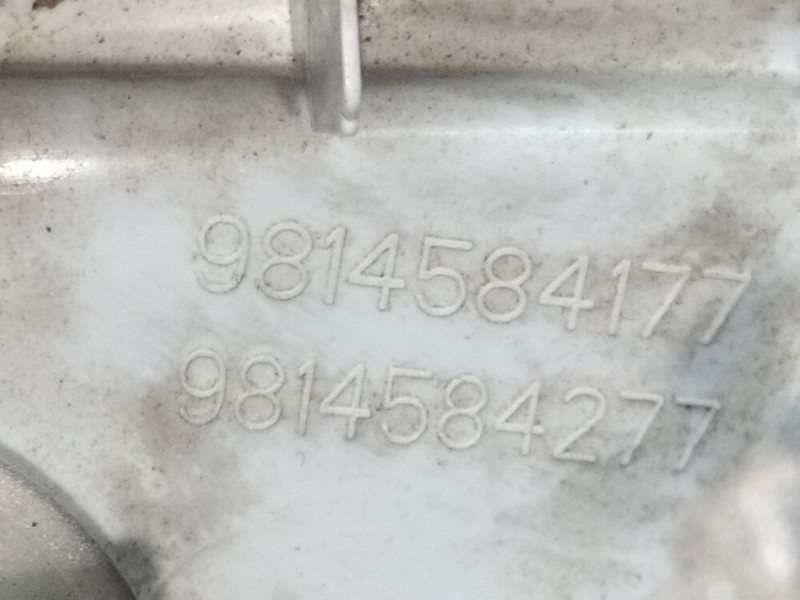 Recambio de luz interior para peugeot 3008 suv (mc_, mr_, mj_, m4_) 1.5 bluehdi 130 referencia OEM IAM 9814584177  