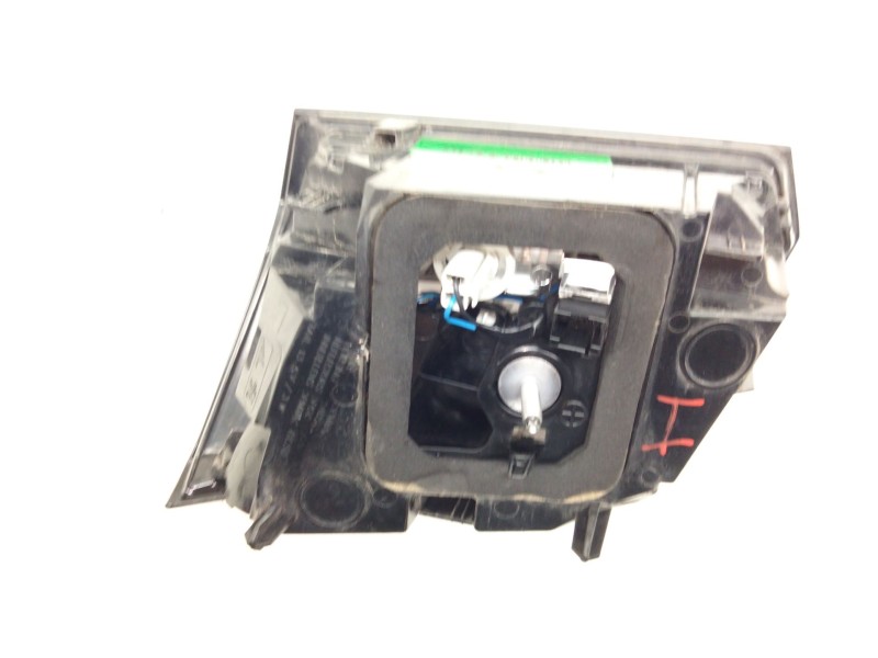Recambio de piloto trasero izquierdo porton para peugeot 3008 suv (mc_, mr_, mj_, m4_) 1.5 bluehdi 130 referencia OEM IAM 981047