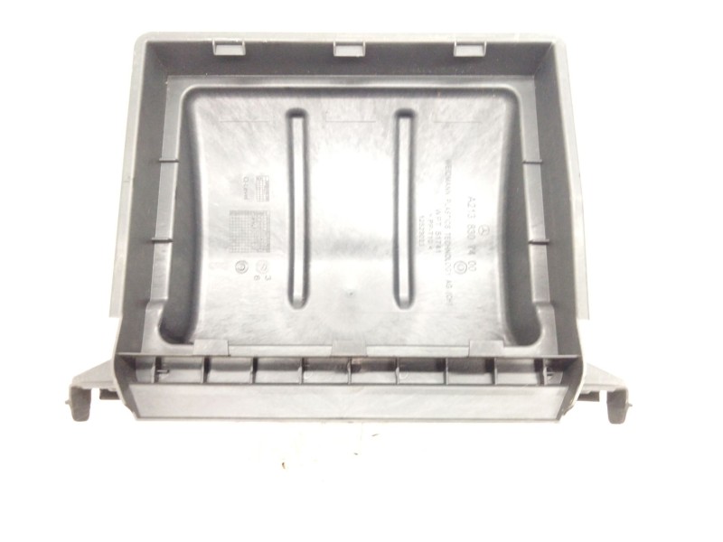 Recambio de caja filtro de aire para mercedes-benz clase e (w213) 2.0 e 220 d (213.004) referencia OEM IAM A2138307400  
