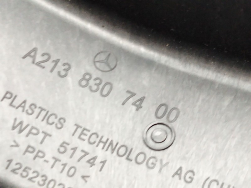 Recambio de caja filtro de aire para mercedes-benz clase e (w213) 2.0 e 220 d (213.004) referencia OEM IAM A2138307400  