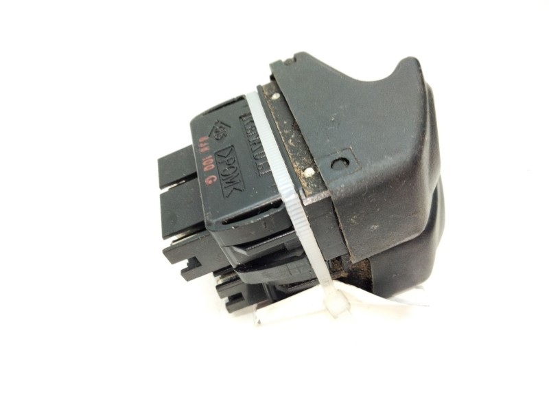 Recambio de mando elevalunas delantero izquierdo para renault megane i (ba0/1_) 1.6 e (ba0f, ba0s) referencia OEM IAM   
