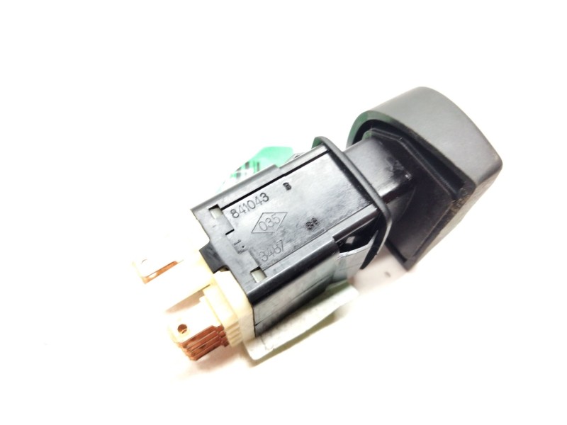 Recambio de warning para renault megane i (ba0/1_) 1.6 e (ba0f, ba0s) referencia OEM IAM 841043  