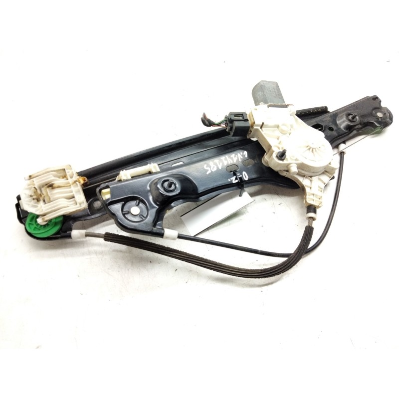 Recambio de elevalunas delantero izquierdo para bmw serie 3 berlina (e90) 320d referencia OEM IAM 7060265  