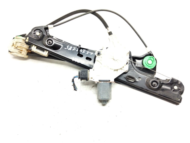 Recambio de elevalunas delantero derecho para bmw serie 3 berlina (e90) 320d referencia OEM IAM 7060266  