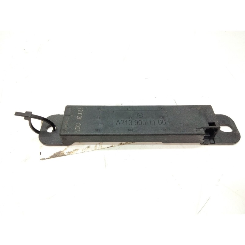 Recambio de antena para mercedes-benz clase e (w213) 2.0 e 220 d (213.004) referencia OEM IAM A2139051100  