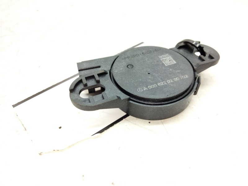 Recambio de altavoz para mercedes-benz clase e (w213) 2.0 e 220 d (213.004) referencia OEM IAM A0008220200  