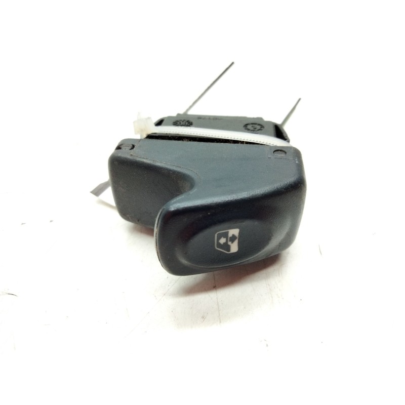 Recambio de mando elevalunas delantero derecho para renault megane i (ba0/1_) 1.6 e (ba0f, ba0s) referencia OEM IAM   