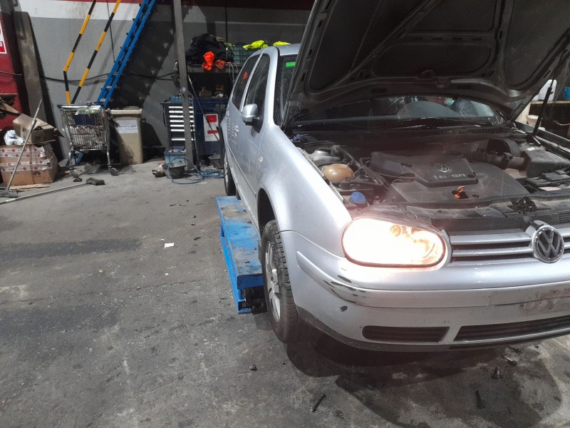 volkswagen golf iv (1j1) del año 2000