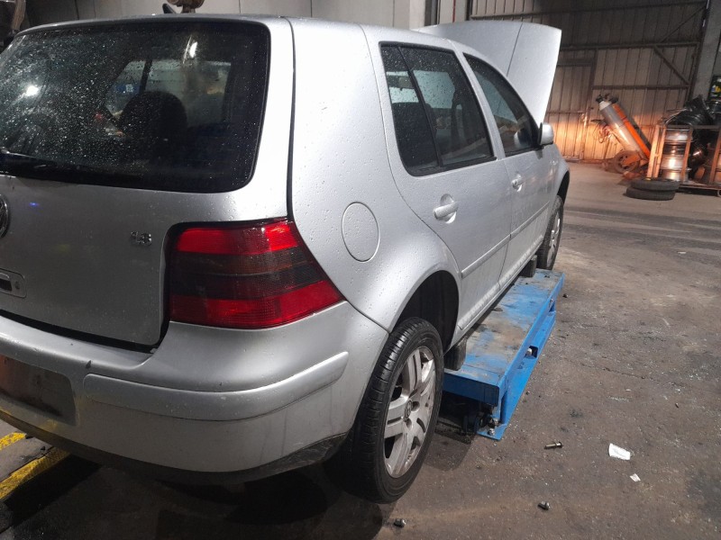 volkswagen golf iv (1j1) del año 2000