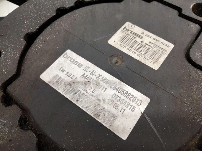 Recambio de electroventilador para mercedes-benz clase e (w212) e 350 cdi (212.023) referencia OEM IAM A2045000293  