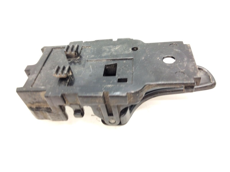 Recambio de maneta interior porton para nissan terrano ii (r20) 2.7 tdi 4wd referencia OEM IAM   