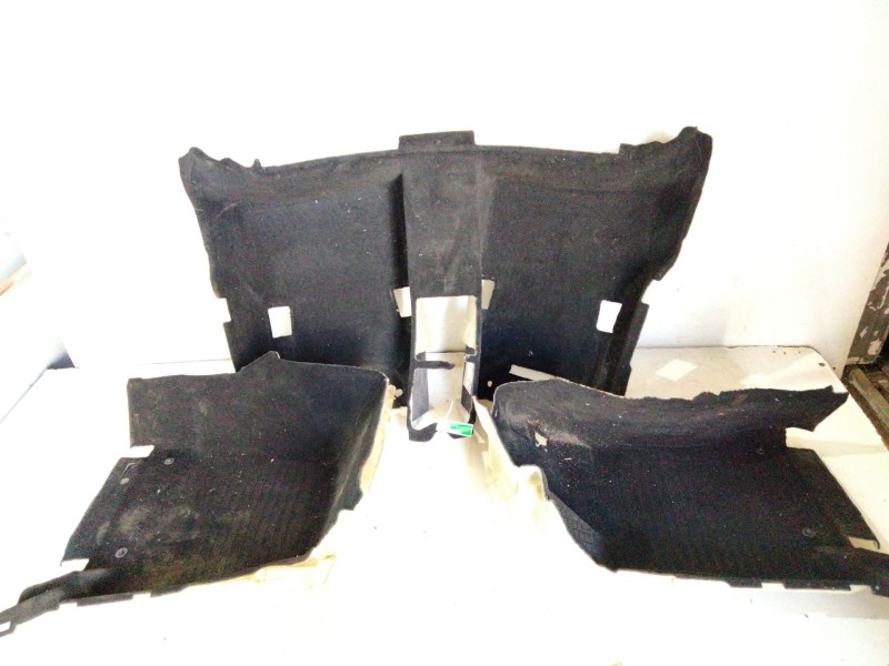 Recambio de alfombra para mercedes-benz clase e (w213) 2.0 e 220 d (213.004) referencia OEM IAM   